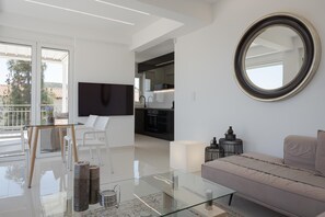 Comfort Apartment | Living area - Athenian Riviera Penthouse Apartment (Vari-Voula-Vouliagmeni)