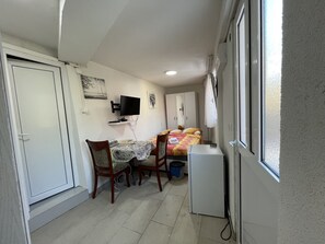 1 soverom, strykejern/-brett, wi-fi og sengetøy