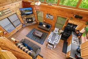 Smart-TV, peis, videospill og DVD-spiller