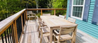 Acadia Retreat:18 Miles to Acadia NP!Secluded, Pet Friendly, Spacious.