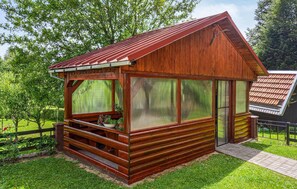 Property grounds - 2 bedroom awesome home in Homer-Lokve (Homer-Lokve)