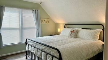 2 bedrooms, desk, iron/ironing board, travel crib