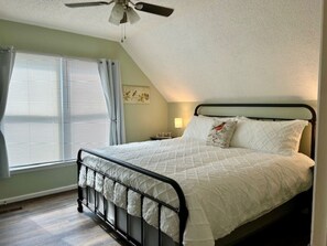 2 bedrooms, desk, iron/ironing board, travel cot