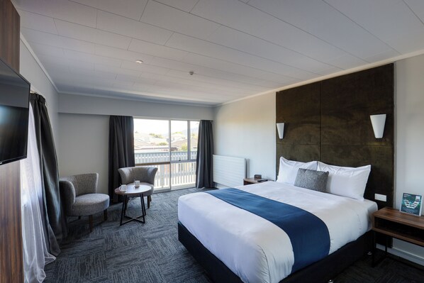 Desk, free WiFi, bed sheets - Marsden Stay Rotorua (Rotorua)