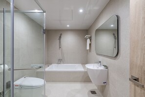 Deluxe Double Room A | Badezimmer