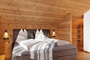 3 dormitorios, tabla de planchar con plancha, wifi gratis y ropa de cama