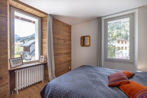 5 soverom, strykejern/-brett, wi-fi (inkludert) og sengetøy