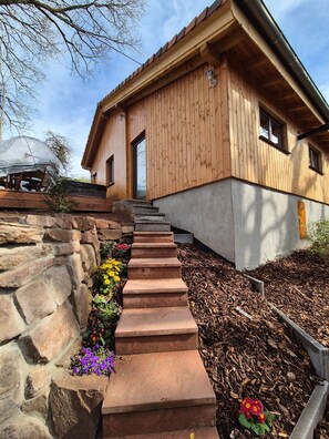 Property grounds - Chalet 'Le Cocon' with Private Terrace and Wi-Fi - Label Valeurs Parc Naturel Régional (La Petite-Pierre)