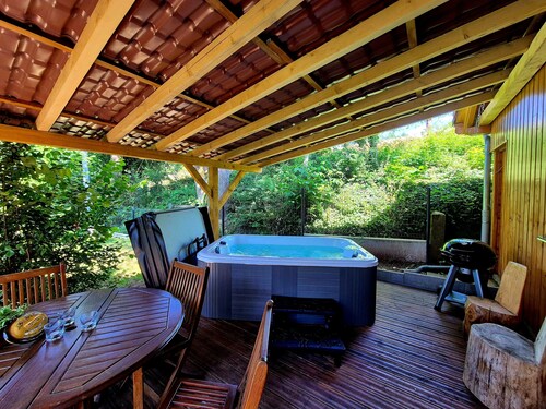 Chalet "Le Cocon" avec terrasse privée et Wi-Fi - Label Valeurs Parc Naturel Régional