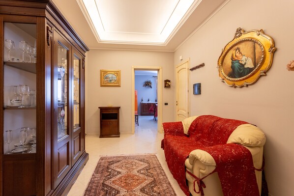 Interior - Holiday Home 'La Casa Di Giusy' with Balcony, Wi-Fi and Air Conditioning (Mazara del Vallo)