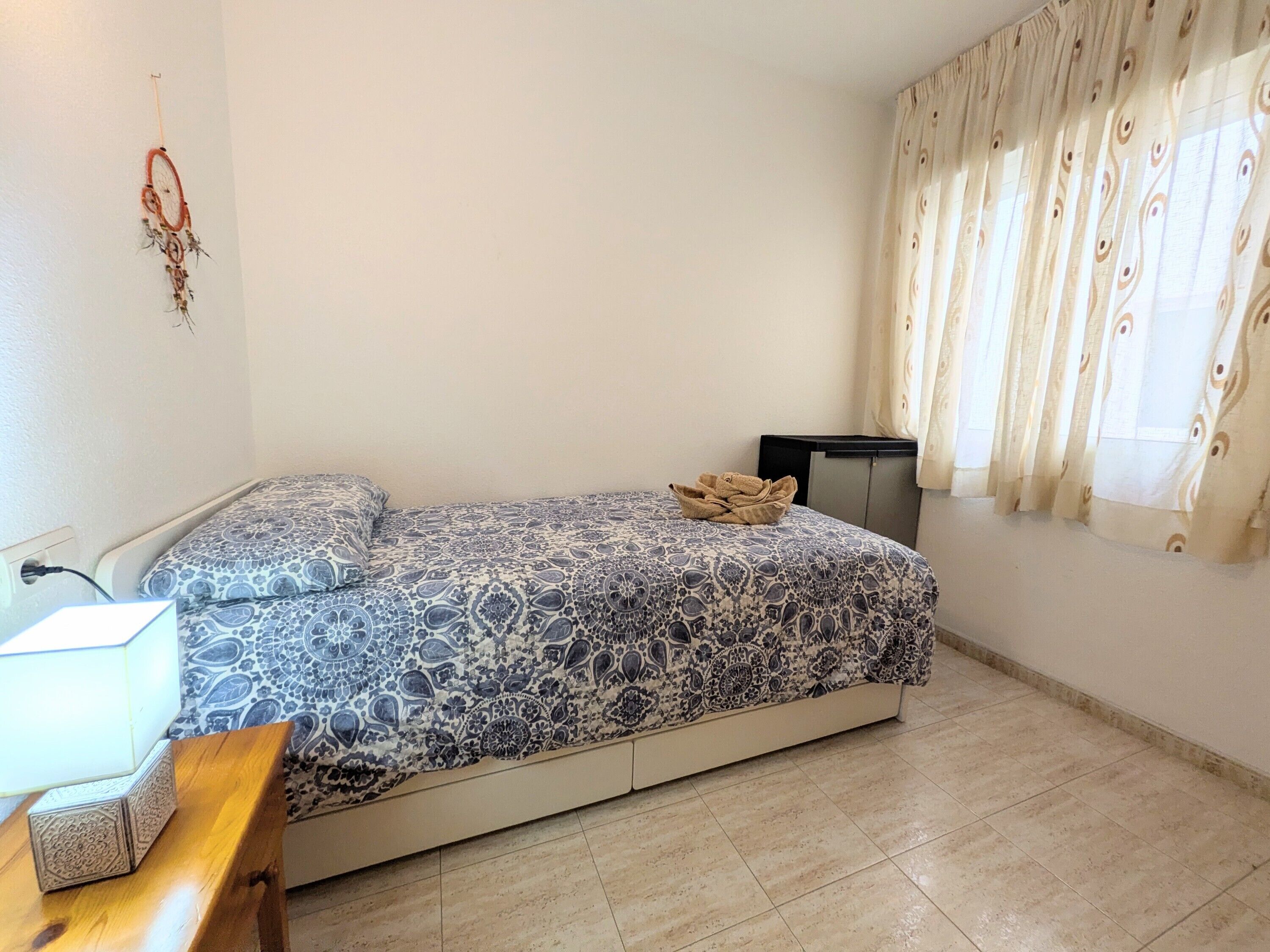 熨斗/熨衫板、免費 Wi-Fi、床單