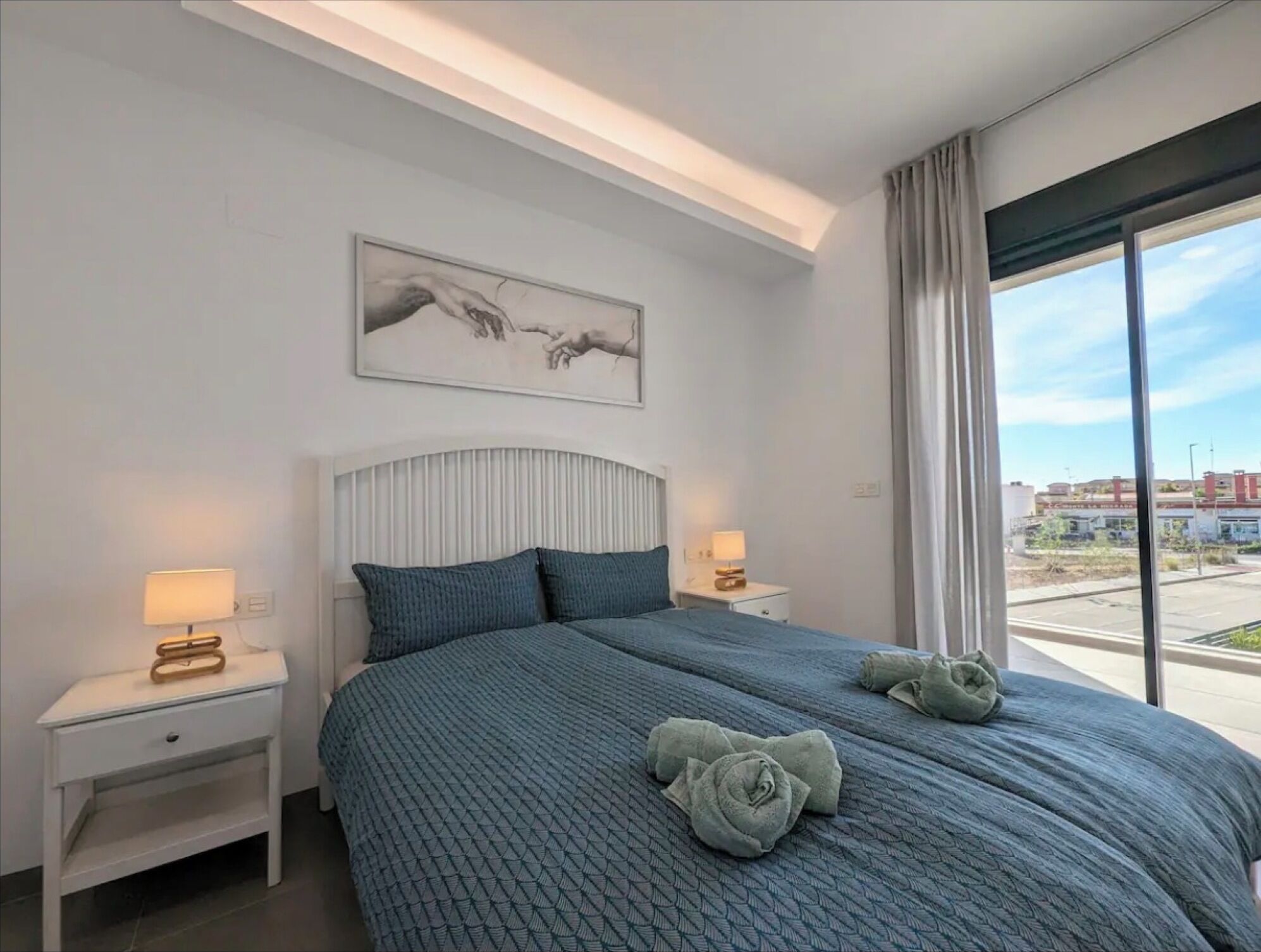 Een strijkplank/strijkijzer, gratis wifi