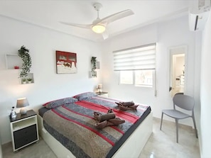 3 bedrooms, iron/ironing board, free WiFi, bed sheets