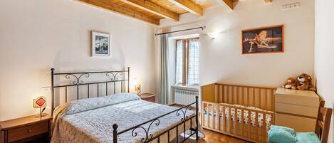 2 dormitorios, wifi gratis, ropa de cama