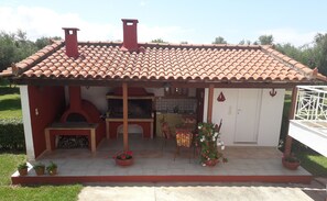 Terrace/patio - Country House 'Family Villa Dora' with Sea View, Wi-Fi and Air Conditioning (Zacharo)