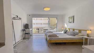 4 habitaciones, wifi gratis y ropa de cama