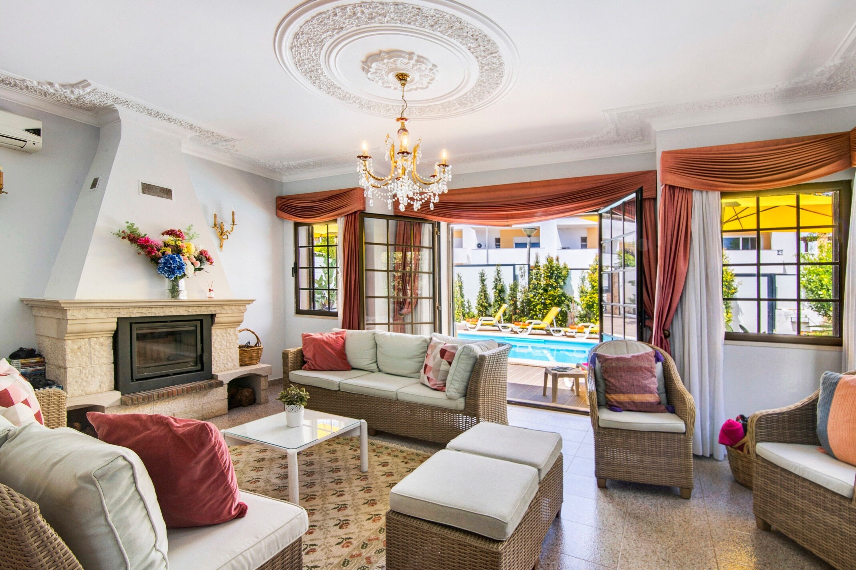 TV, fireplace, video games