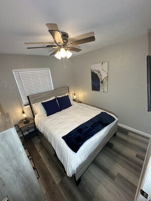 3 Schlafzimmer, Bügeleisen/Bügelbrett, WLAN, Bettwäsche