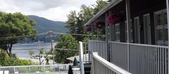Room with Two Double beds Lake George