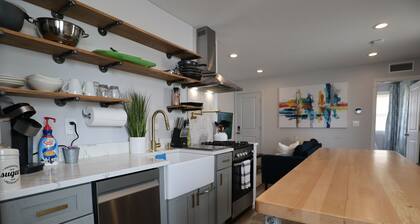 â
Patioâ
Parkingâ
300Mbpsâ
15min->AirPort&CenterCityâ
