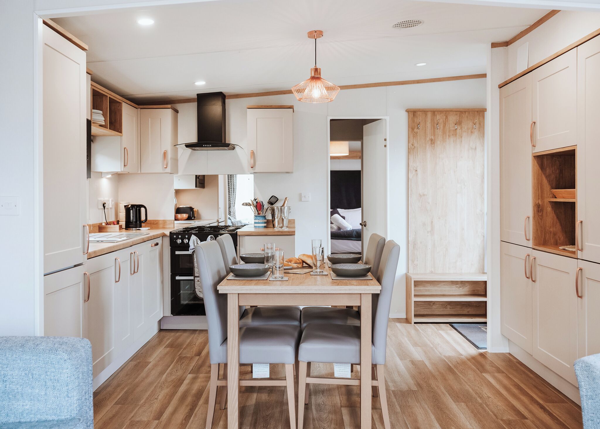 Fridge, oven, stovetop, toaster