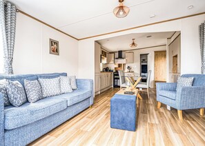 Uklassifisert bilde, 5 av 16, knapp