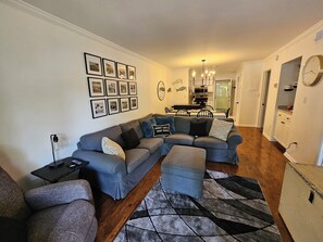 Smart TV, ping pong, books - Relax by the ocean with Stig-Stay! (Hilton Head Island)