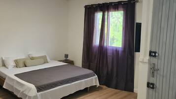 1 soverom, strykejern/-brett, wi-fi og sengetøy