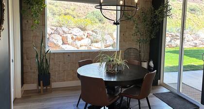 PET FRIENDLY Harry Potter Themed TWO King Size Beds Cozy Mountain View’s!