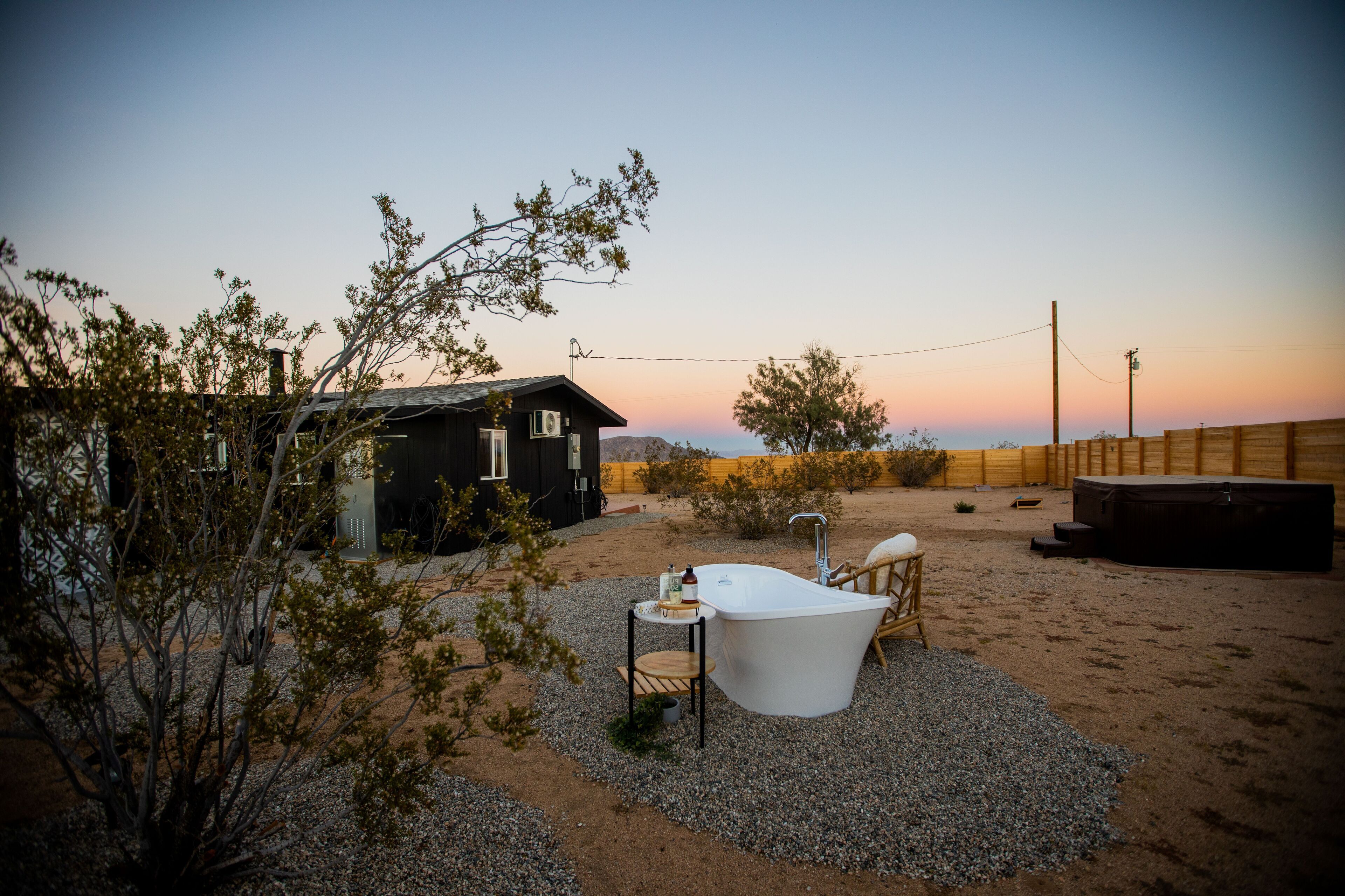 مغطس سبا خارجي