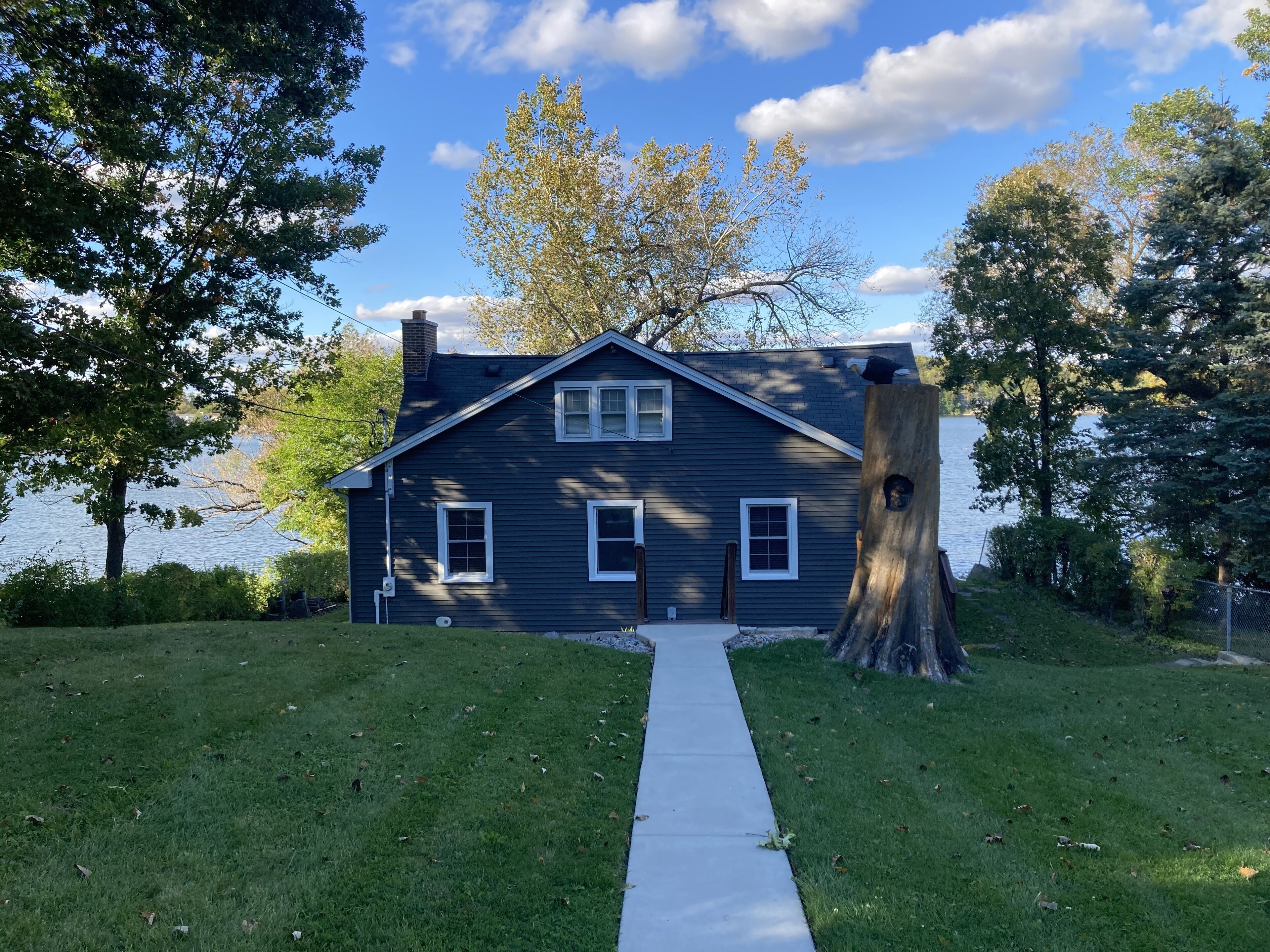 Long Lake Lodge - Lakefront Home
