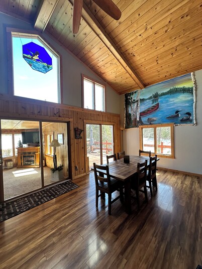 Minnesota lakefront home/cabin near Tower and Ely, close to Bear Head State Park