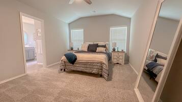 3 bedrooms, iron/ironing board, travel cot, free WiFi