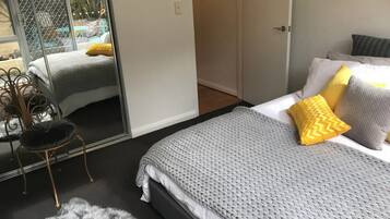 1 bedroom, iron/ironing board, free WiFi, bed sheets