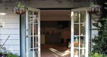 Well located, quiet, compact and affordable!