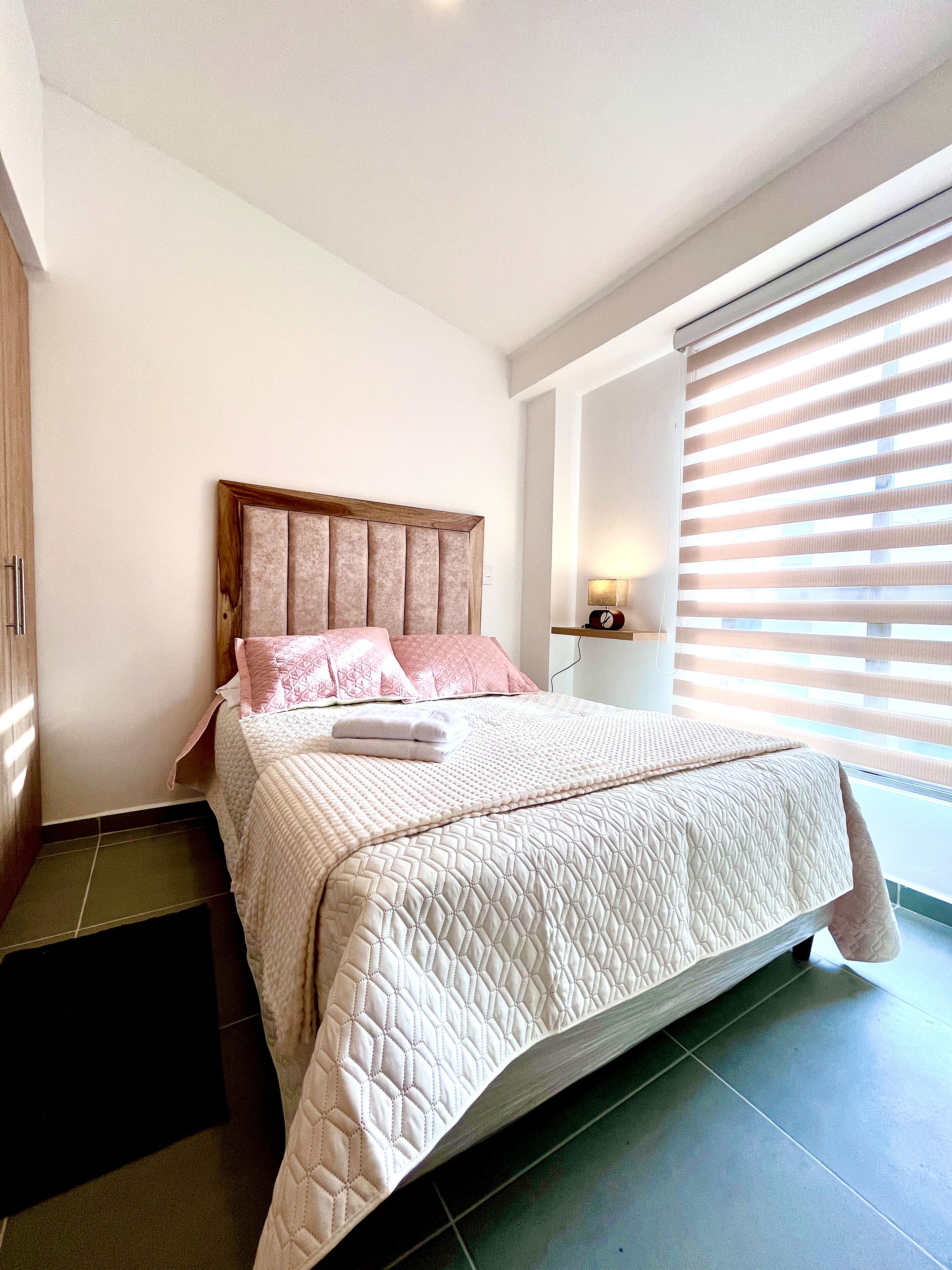 3 Schlafzimmer, Schreibtisch, Bügeleisen/Bügelbrett, kostenloses WLAN