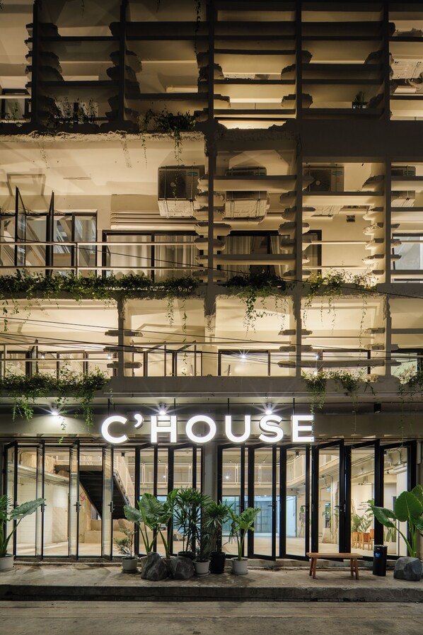 Property entrance - C'HOUSE Bangkok (Bangkok)