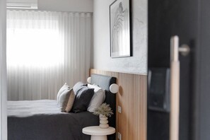 1 Schlafzimmer, Schreibtisch, Bügeleisen/Bügelbrett, WLAN