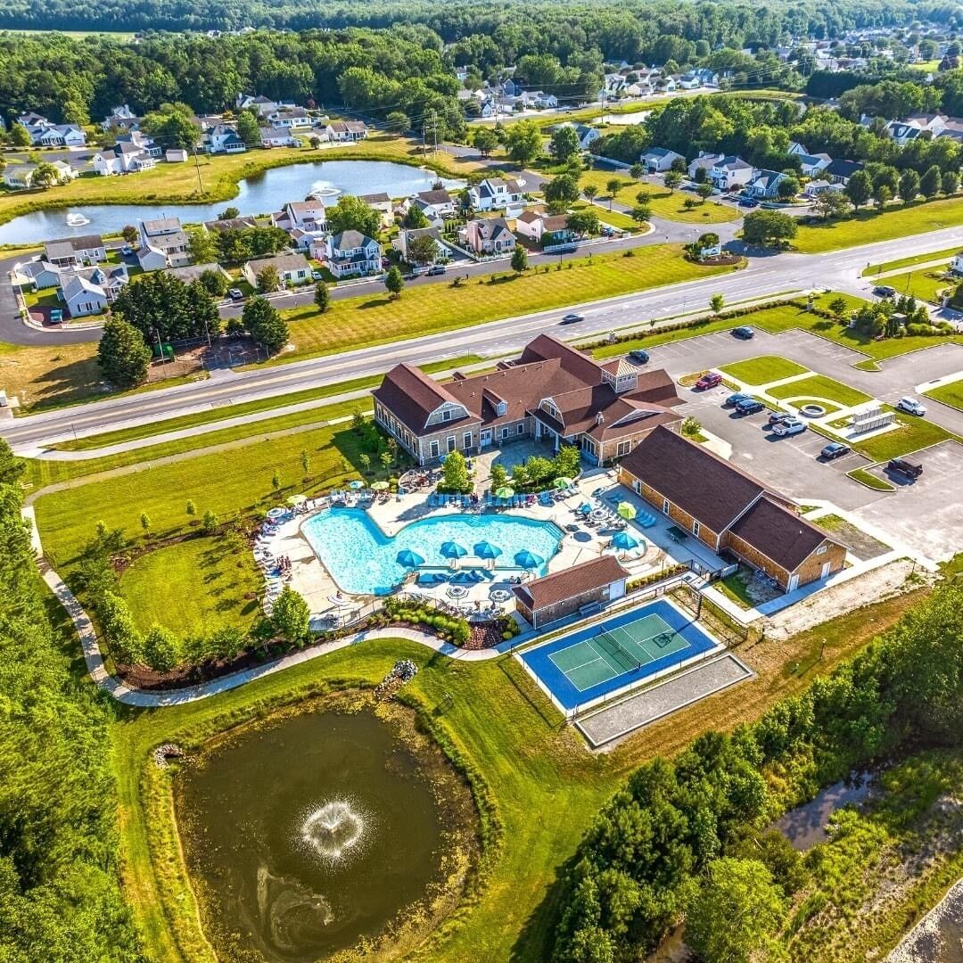A brand new coastal condo minutes from Bethany Beach.