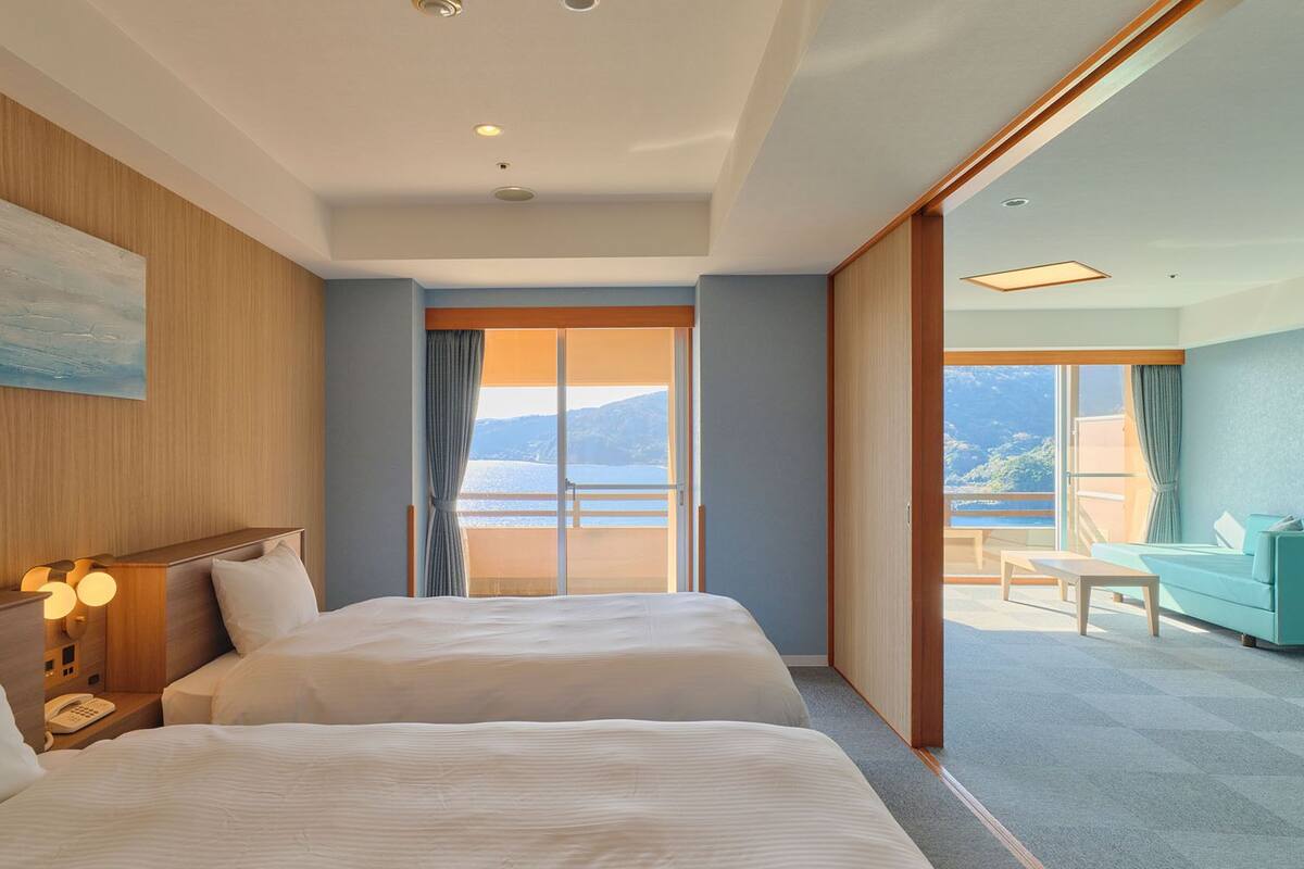 In-room safe, desk, blackout drapes, WiFi (free)
