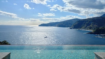 Bañera de hidromasaje exterior