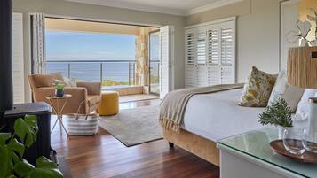 6 bedrooms, desk, iron/ironing board, WiFi