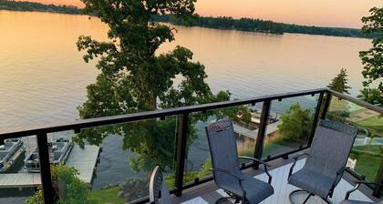 Modern Lakehome with Rooftop Deck and Fire Fixture on Lake Chetek