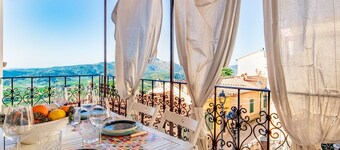 La Vantina House in the Heart of the Old Town.