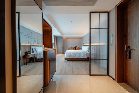 ๋น์ฆ๋์ค ๋๋ธ๋ฃธ | ๊ฑฐ์ค ๊ณต๊ฐ | ์ค๋งํธ TV, ์ค๋งํธ ์คํผ์ปค