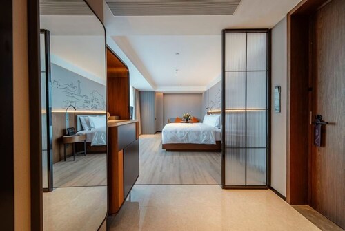 UrCove by Hyatt Chengdu Wenshufang Chunxi Road