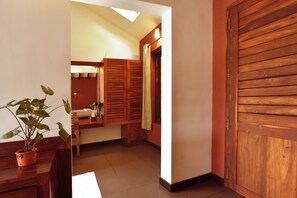 Royal Villa | Select Comfort beds, individually decorated, individually furnished