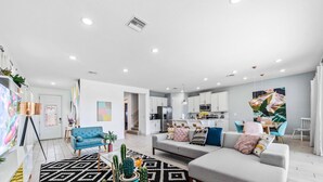 Unclassified image, 2 of 43, button - Modern Family Villa Close To Disney With Private Pool (Kissimmee)
