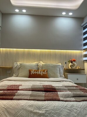 3 bedrooms, iron/ironing board, free WiFi, bed sheets