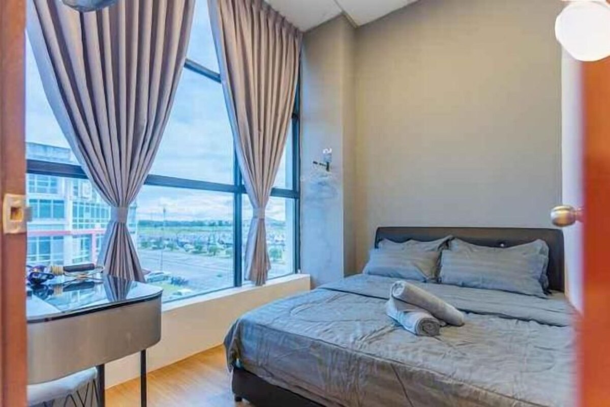 WiFi (free), bed sheets